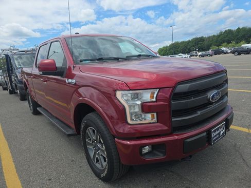 Used 2016 Ford F150 Lariat w/ Equipment Group 502A Luxury AWD/4WD image 4
