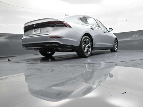 Used 2025 Honda Accord EX-L image 29