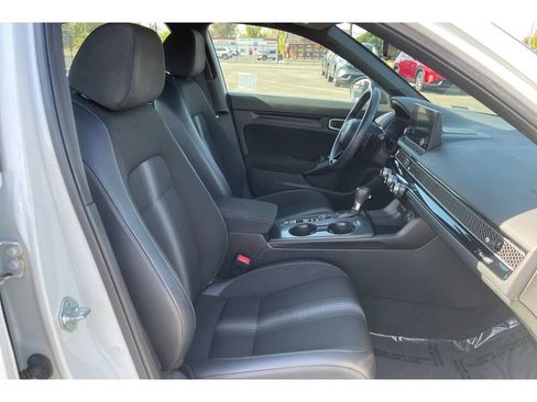 Used 2023 Honda Civic Sport image 18