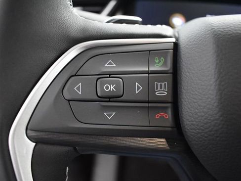 New 2025 Jeep Grand Cherokee L Altitude image 15