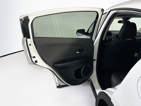 Used 2021 Honda HR-V EX image 24