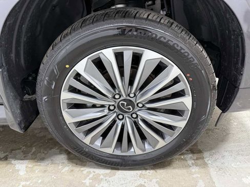 Used 2025 INFINITI QX80 Luxe image 6