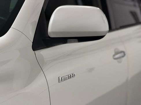 Used 2010 Toyota Highlander Limited image 4