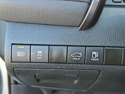 Used 2023 Toyota Camry SE image 22