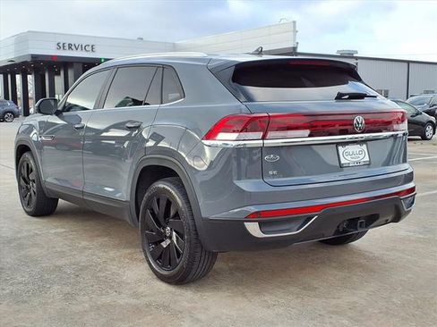 Used 2024 Volkswagen Atlas Cross Sport SE image 8