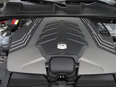 Used 2022 Lamborghini Urus AWD/4WD image 18