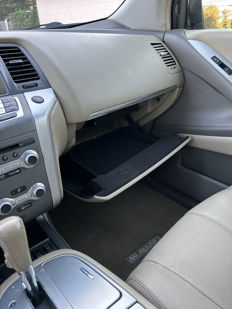Used 2014 Nissan Murano SL w/ Navigation Package AWD/4WD image 25