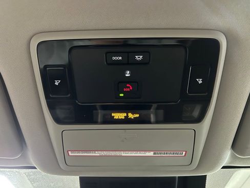 Certified 2024 Toyota Grand Highlander Limited image 31