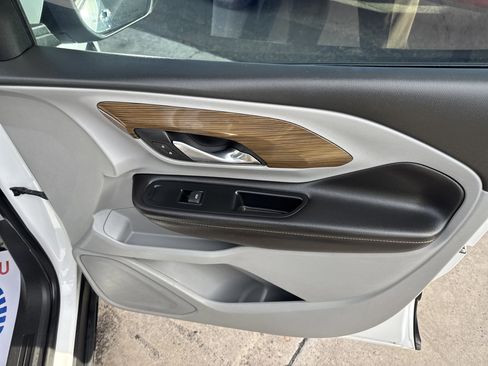 Used 2020 GMC Terrain SLE w/ LPO, Floor Liner Package image 16