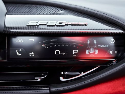 Used 2024 Ferrari SF90 Spider image 70