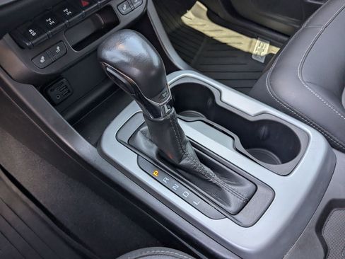 Used 2022 Chevrolet Colorado ZR2 AWD/4WD image 28