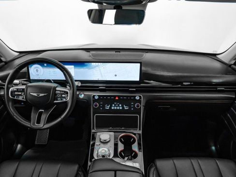 Used 2025 Genesis GV80 2.5T Standard image 12