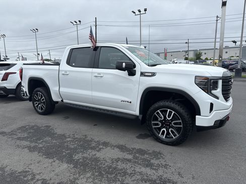 Certified 2023 GMC Sierra 1500 AT4 w/ AT4 Premium Package image 5