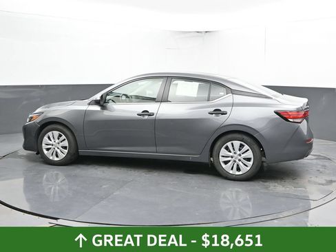 Used 2025 Nissan Sentra S FWD image 10