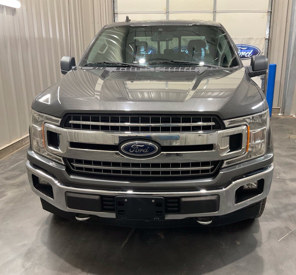 Used 2019 Ford F150 XLT w/ Equipment Group 302A Luxury AWD/4WD image 4