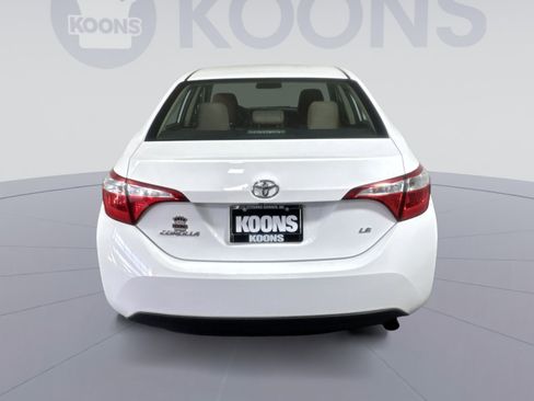 Used 2015 Toyota Corolla LE image 5
