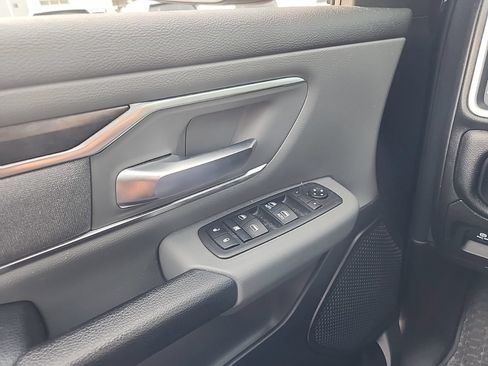 Used 2019 RAM 1500 Big Horn AWD/4WD image 13