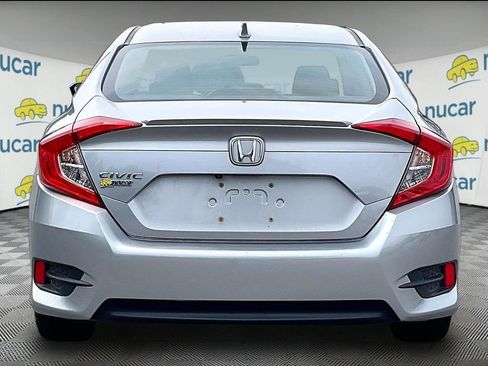 Used 2018 Honda Civic EX-T image 5