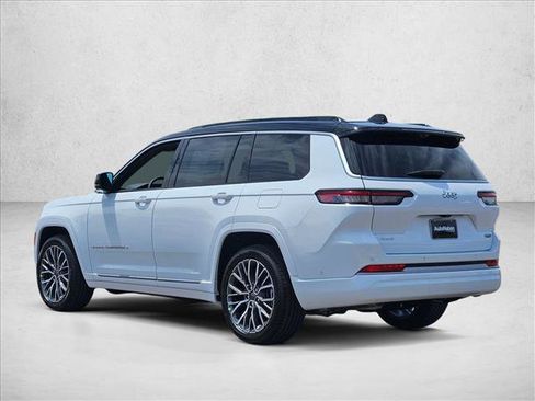 New 2026 Jeep Grand Cherokee L Summit AWD/4WD image 9