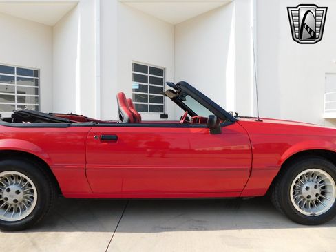 Used 1992 Ford Mustang LX image 12