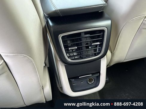 Used 2020 Lincoln Nautilus FWD w/ Equipment Group 101A image 10