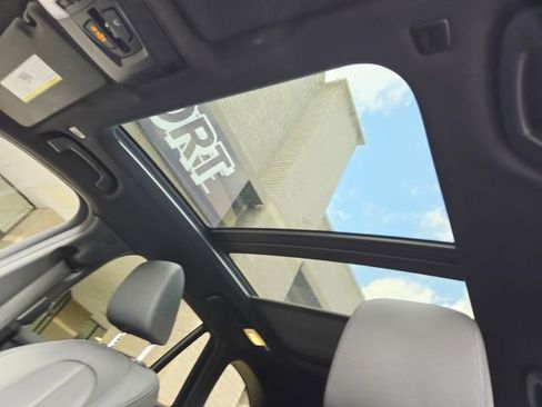 Used 2019 BMW X1 xDrive28i w/ Convenience Package AWD/4WD image 10