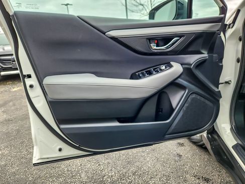 Certified 2025 Subaru Outback Premium w/ Popular Package #1A image 15