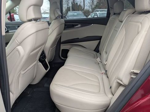 Used 2019 Lincoln Nautilus Reserve image 15