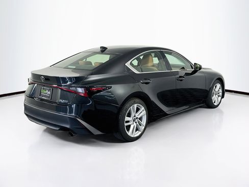 Used 2024 Lexus IS 300 w/ Comfort Package RWD image 9