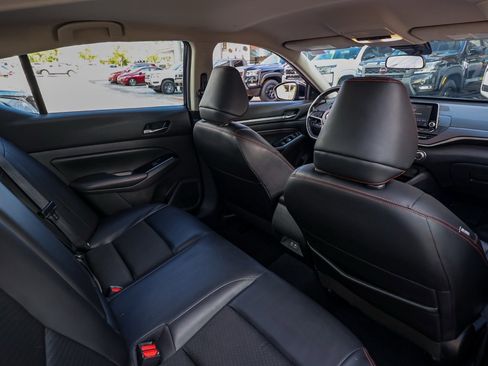 Certified 2023 Nissan Altima 2.5 SR image 16