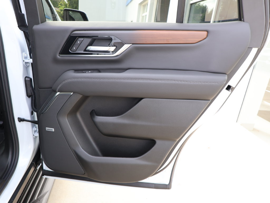 New 2026 GMC Yukon Denali w/ Advanced Technology Package AWD/4WD image 40