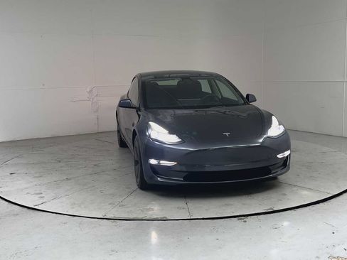 Used 2023 Tesla Model 3 Long Range AWD/4WD image 7