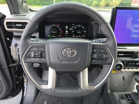 New 2026 Toyota 4Runner Limited AWD/4WD image 28