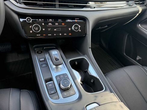 New 2026 INFINITI QX60 Luxe w/ Family Package image 21