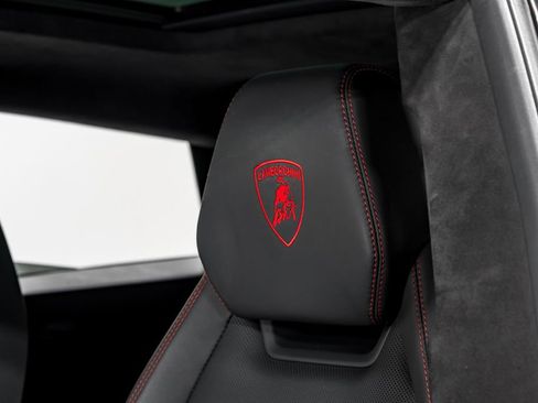 Used 2023 Lamborghini Urus S AWD/4WD image 20
