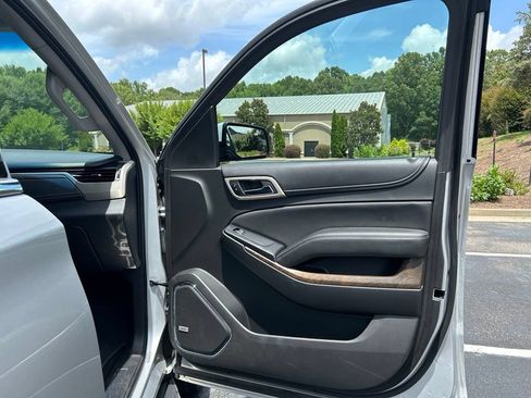 Used 2018 GMC Yukon Denali w/ Open Road Package AWD/4WD image 64