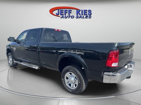 Used 2017 RAM 3500 Tradesman w/ Chrome Appearance Group AWD/4WD image 7