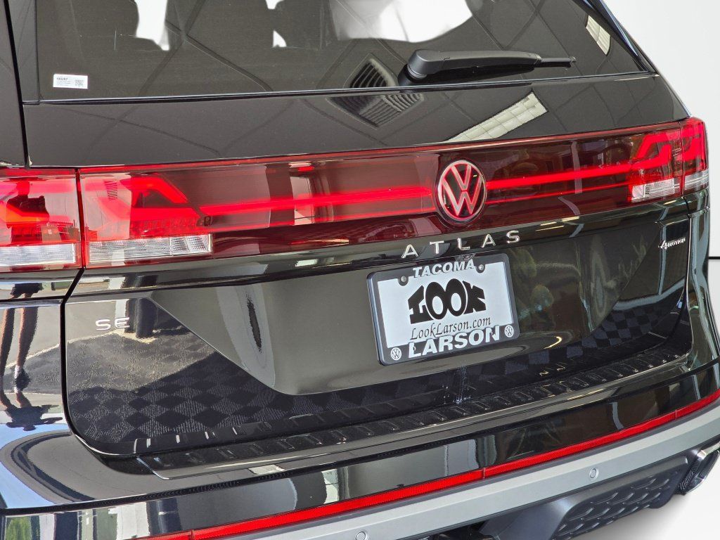 New 2026 Volkswagen Atlas Peak Edition AWD/4WD image 13