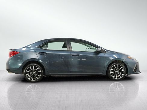 Used 2017 Toyota Corolla SE w/ Carpet Mat Package (TMS) FWD image 6