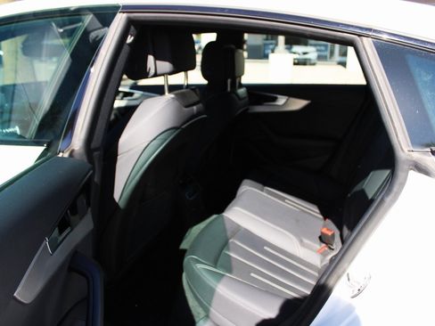 Used 2025 Audi A5 2.0T Premium Plus image 11