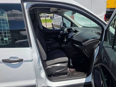 Used 2017 Ford Transit Connect XL FWD image 16