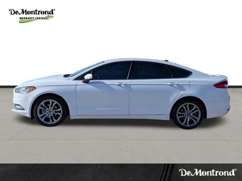 Used 2017 Ford Fusion SE w/ Equipment Group 201A image 8