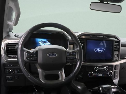 Used 2021 Ford F150 Lariat w/ Equipment Group 502A High AWD/4WD image 6