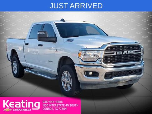 Used 2024 RAM 2500 Big Horn AWD/4WD image 1