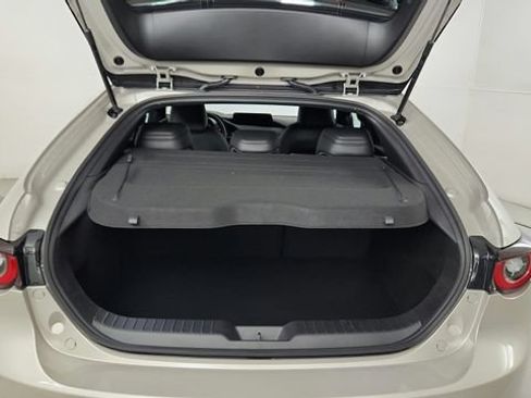 New 2025 MAZDA MAZDA3 Hatchback w/Premium Plus Pkg AWD/4WD image 36