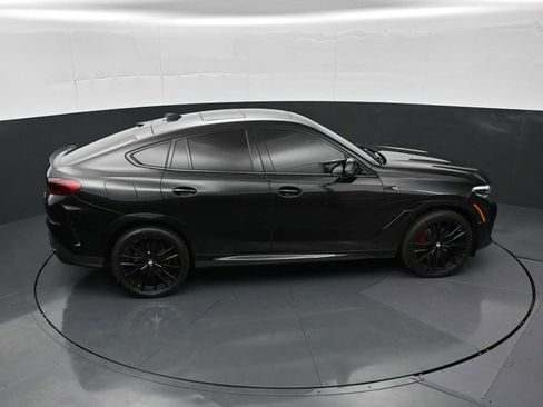 Used 2022 BMW X6 xDrive40i w/ M Sport Package AWD/4WD image 35