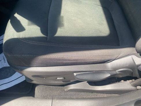 Used 2020 Chevrolet Trax LT image 18