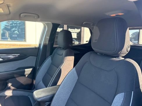Used 2025 Chevrolet TrailBlazer LT AWD/4WD image 3