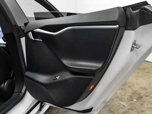Used 2016 Tesla Model S 75 RWD image 34