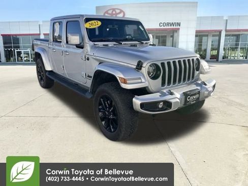 Used 2022 Jeep Gladiator Overland image 1